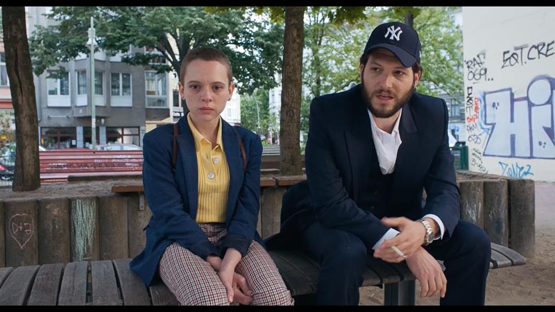 تصویری از سریال Unorthodox