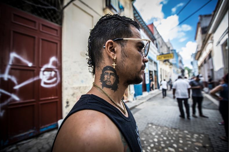Streets Of Havana - پویان طباطبایی 6