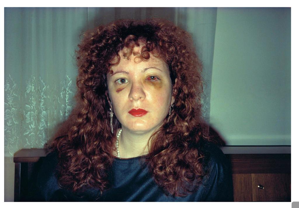 عکسی از نن گلدن