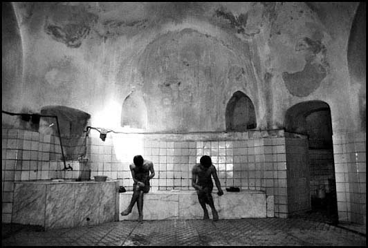 برزخ رویاهای ناتمام