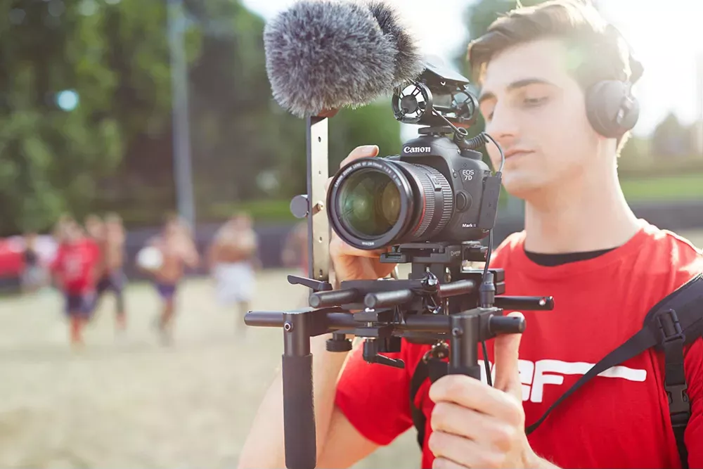 Camera Buying Guide 20-dslr-video-rig