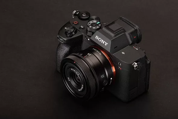 Camera Buying Guide 34-sony_a7rv