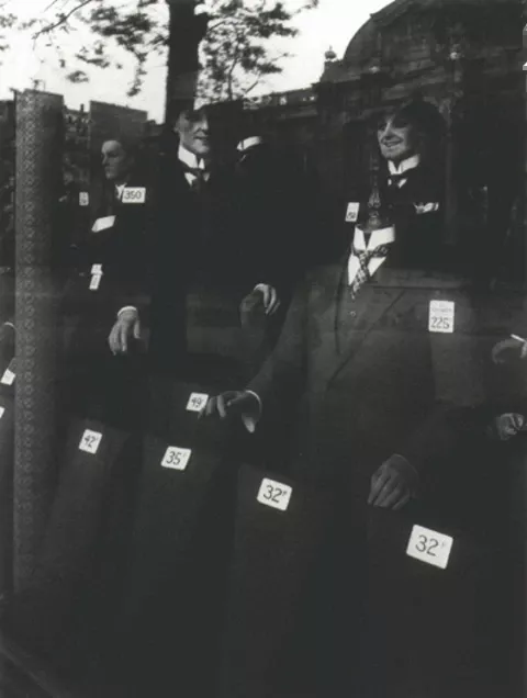 074 Magasin (Shop), avenue des Gobelins, 1925