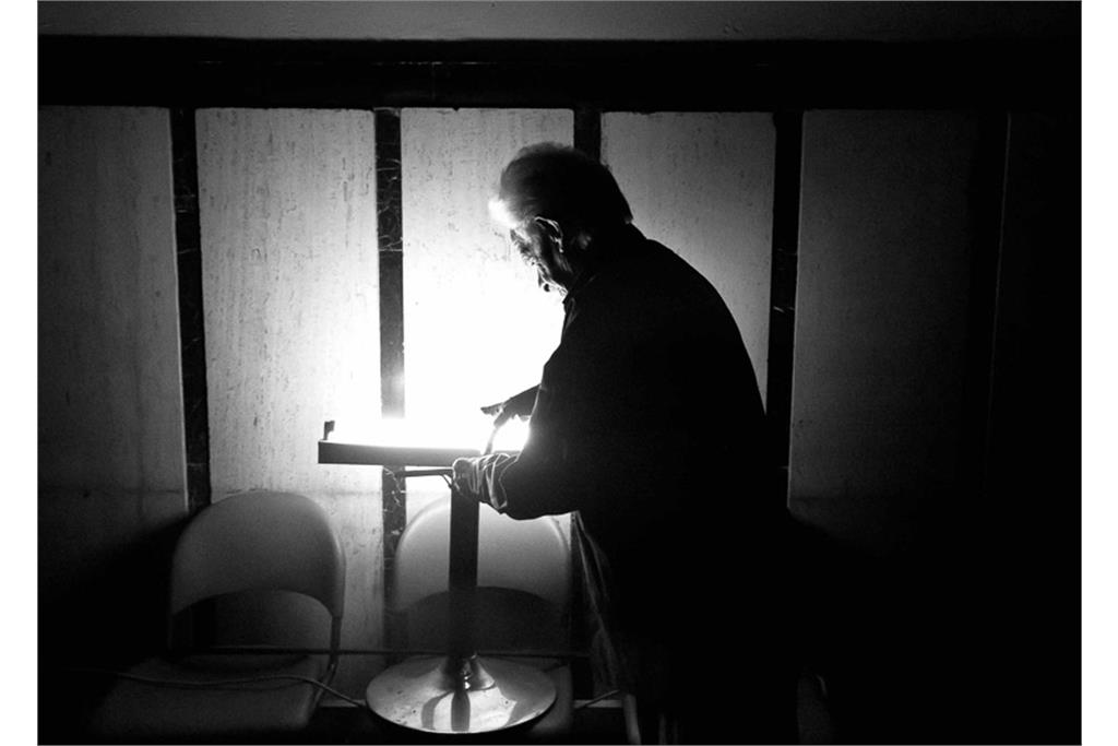 مجموعه عکس آپارات خانه تعطیل نیست! آپارات خانه خاموش شد اثر زهره صابری 3