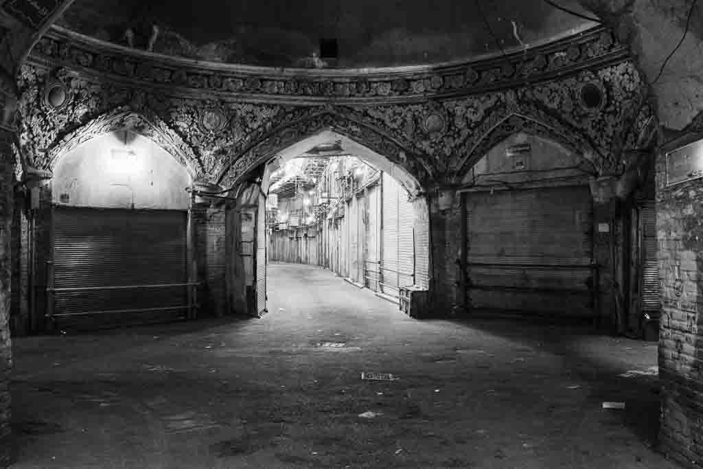 چراغها خواهند مرد مجموعه ای از بنفشه عرشی 1