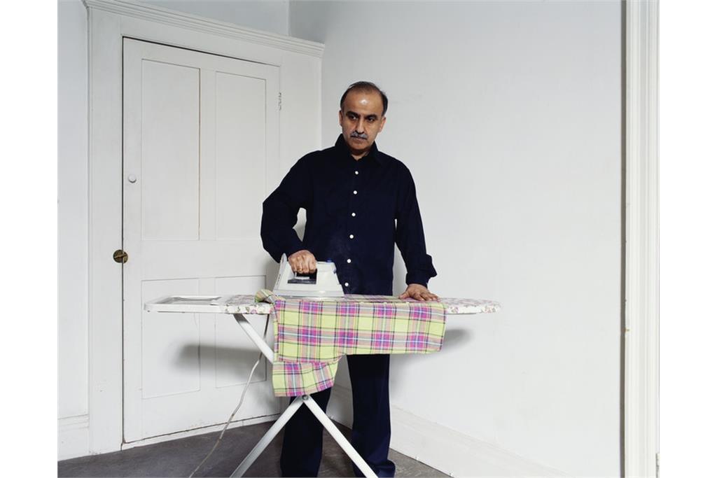 Border, 2005–06 _ Mitra Tabrizian