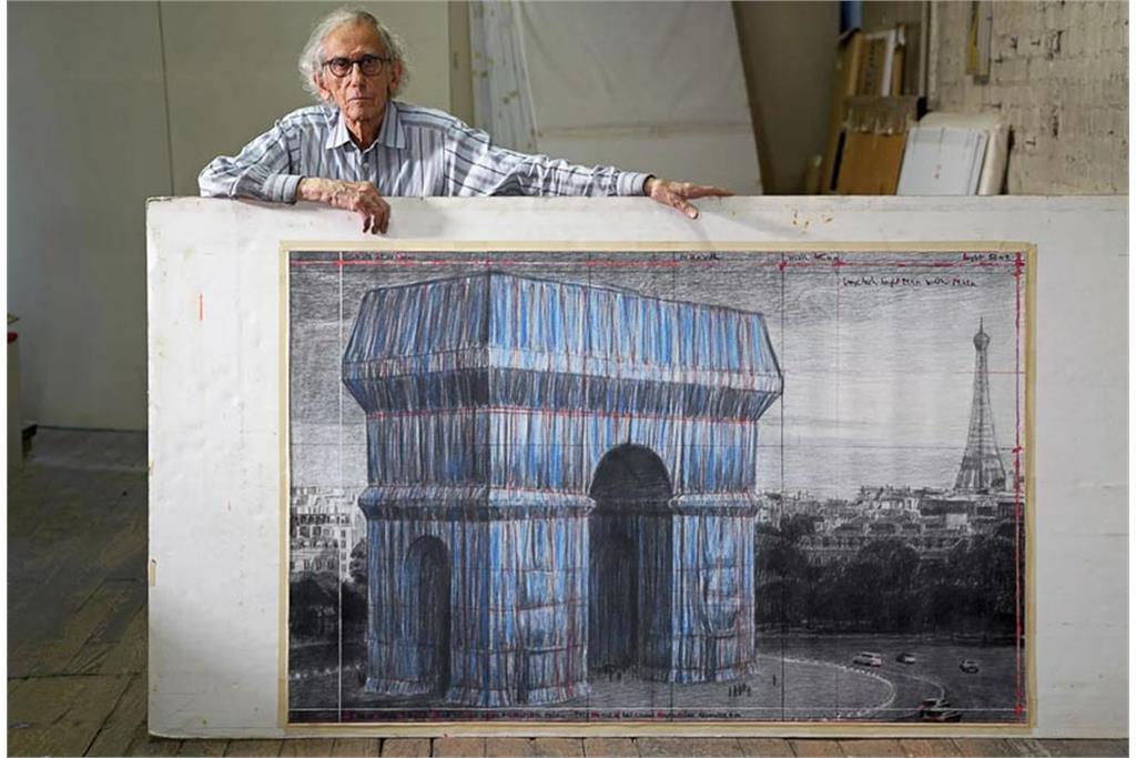 اینستالیشن لندآرت اثر هنری مکان-ویژه در پاریس