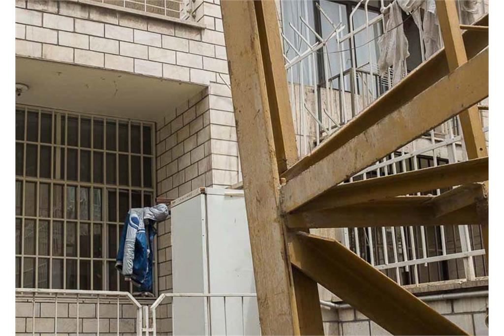 مجموعه عکس مهمانی طولانی غمناک 5