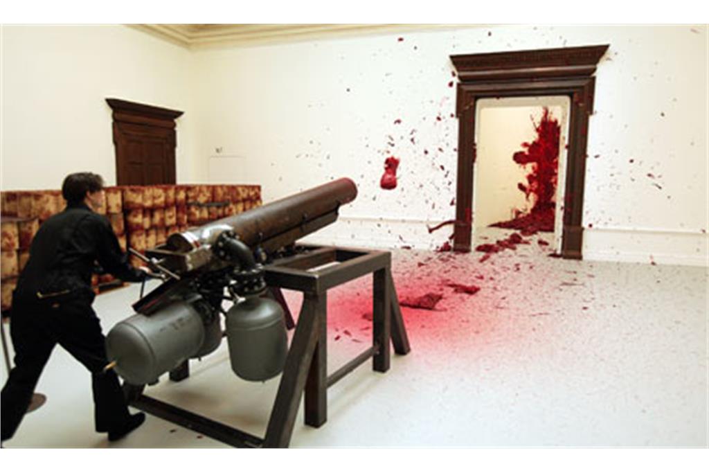 درباره « Shooting into the corner » 7