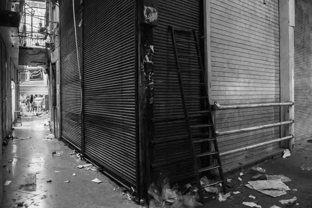 چراغها خواهند مرد مجموعه ای از بنفشه عرشی 14