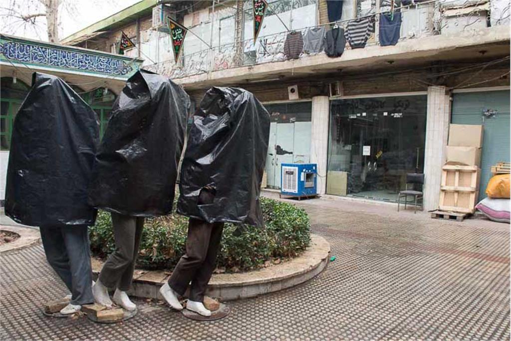 مجموعه عکس مهمانی طولانی غمناک 4