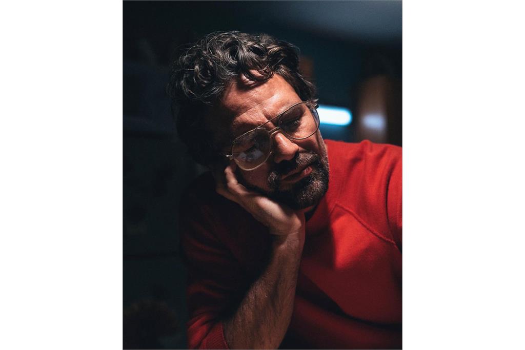 تصویری از سریال ‌I know this much is true