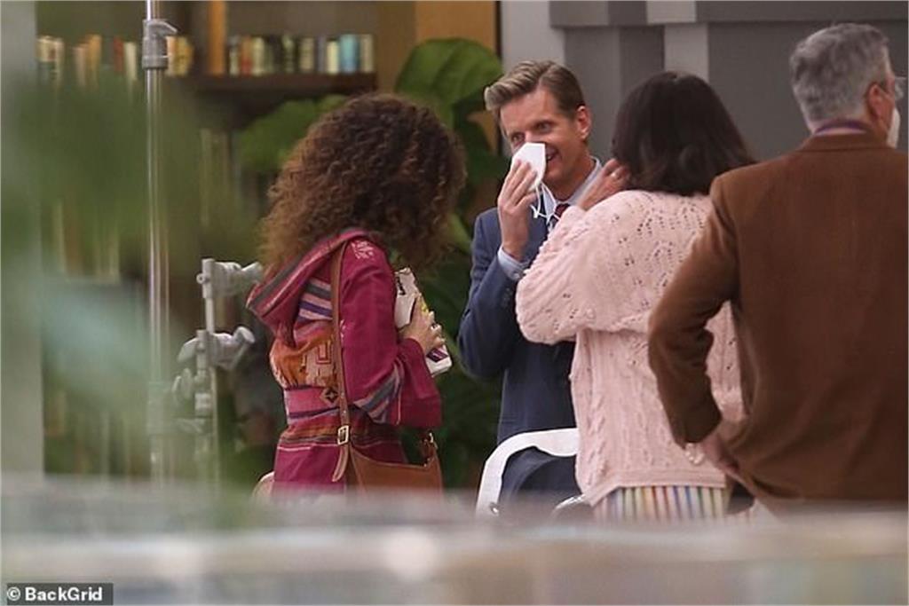 تصویری از سریال Physical