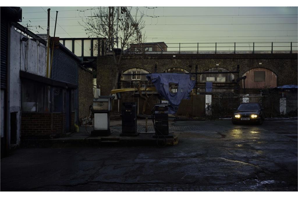 Film Stills, 2017–18 _ Mitra Tabrizian 5