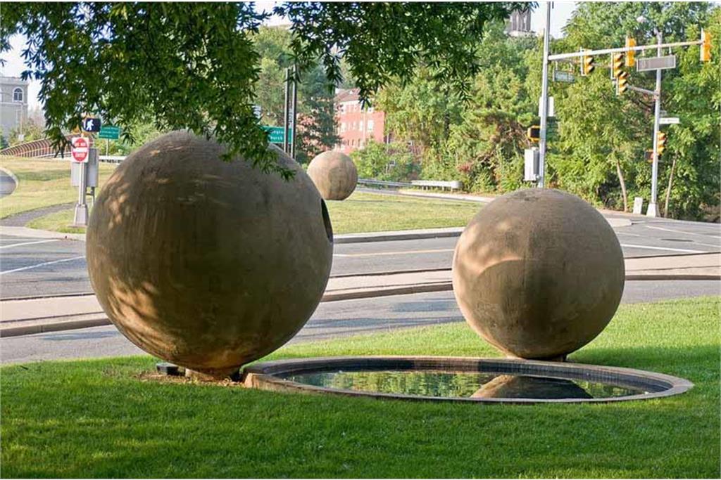 dark star park اثر Nancy Holt