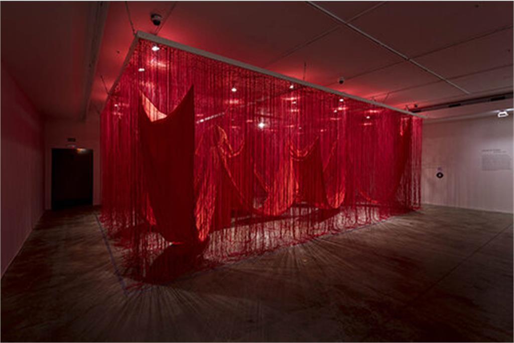 اثر Internal lines از چیهارو شیوتا