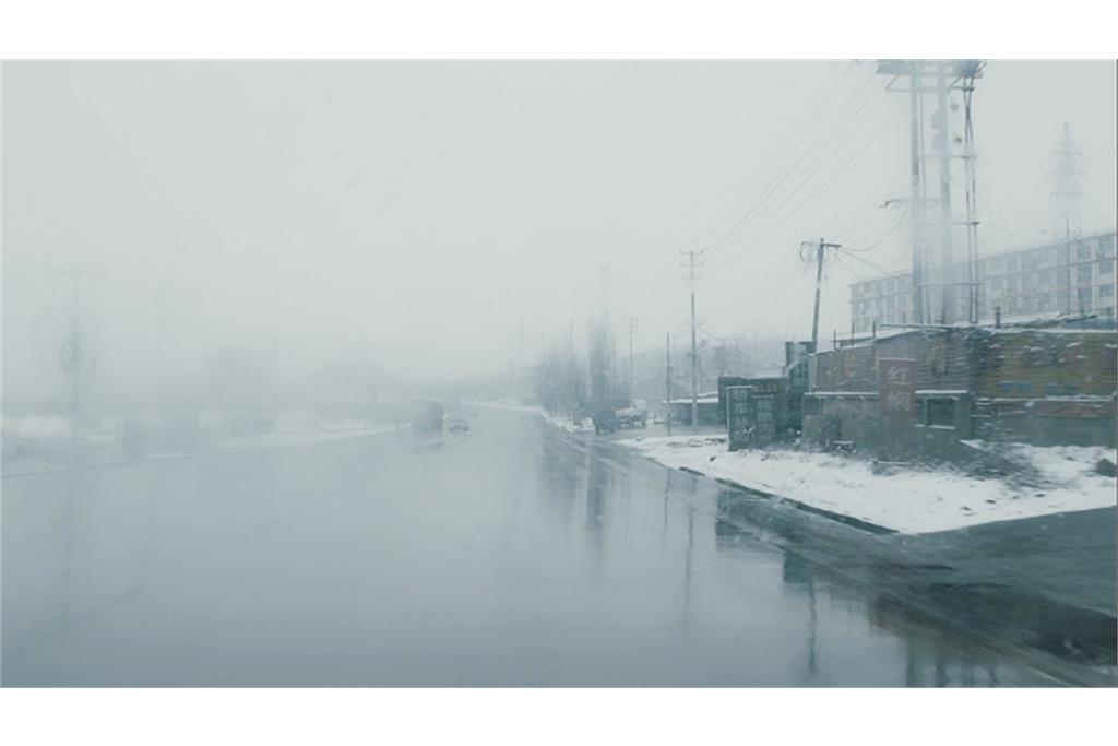 فیلم فیلی که ثابت نشسته