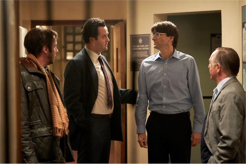 مینی سریال دِز - بخش اول 11