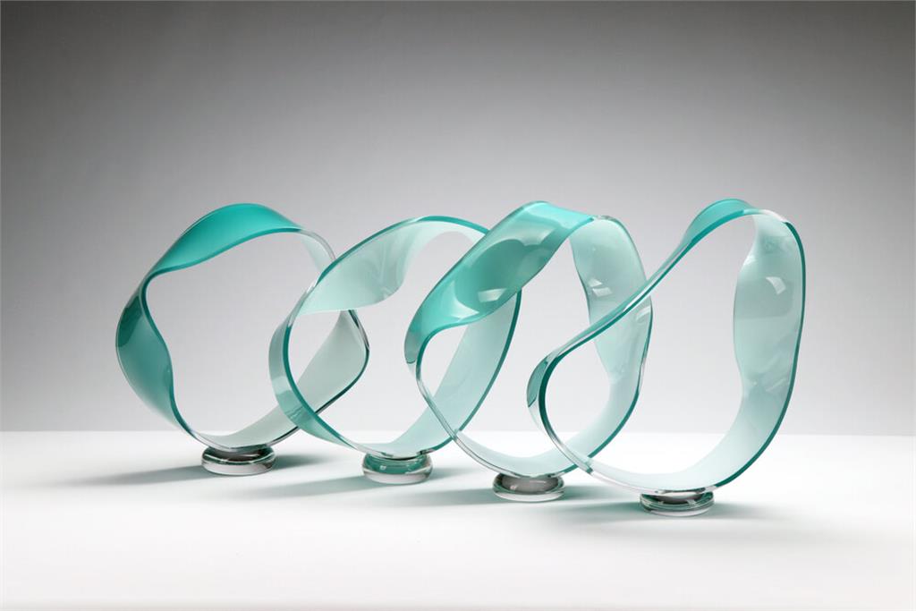 تصویری از آثار دیلان مارتینز  1