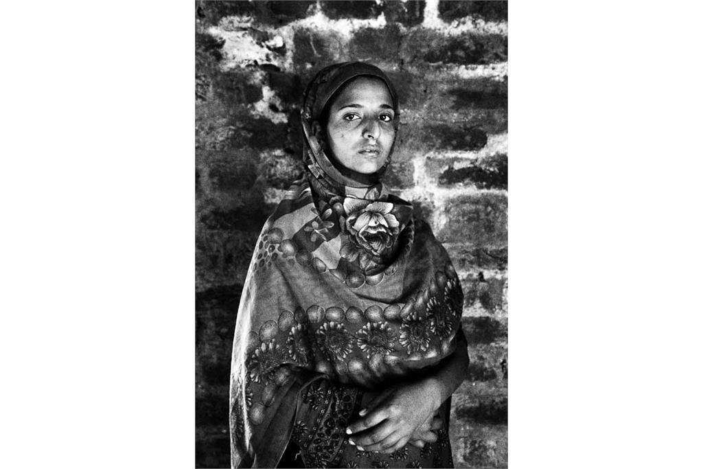 باران‌های موسمی هرگز از کوه‌ها نمی‌گذرند - کامیلو پاسکوآرلی 12