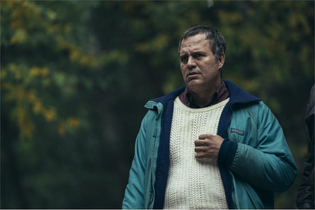 تصویری از سریال ‌I know this much is true